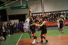 中國(guó)巨石籃球隊(duì)獲桐鄉(xiāng)、海寧超級(jí)聯(lián)賽亞軍