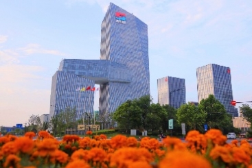 點(diǎn)贊！中國(guó)巨石榮登2023年玻璃纖維十大品牌榜單之首